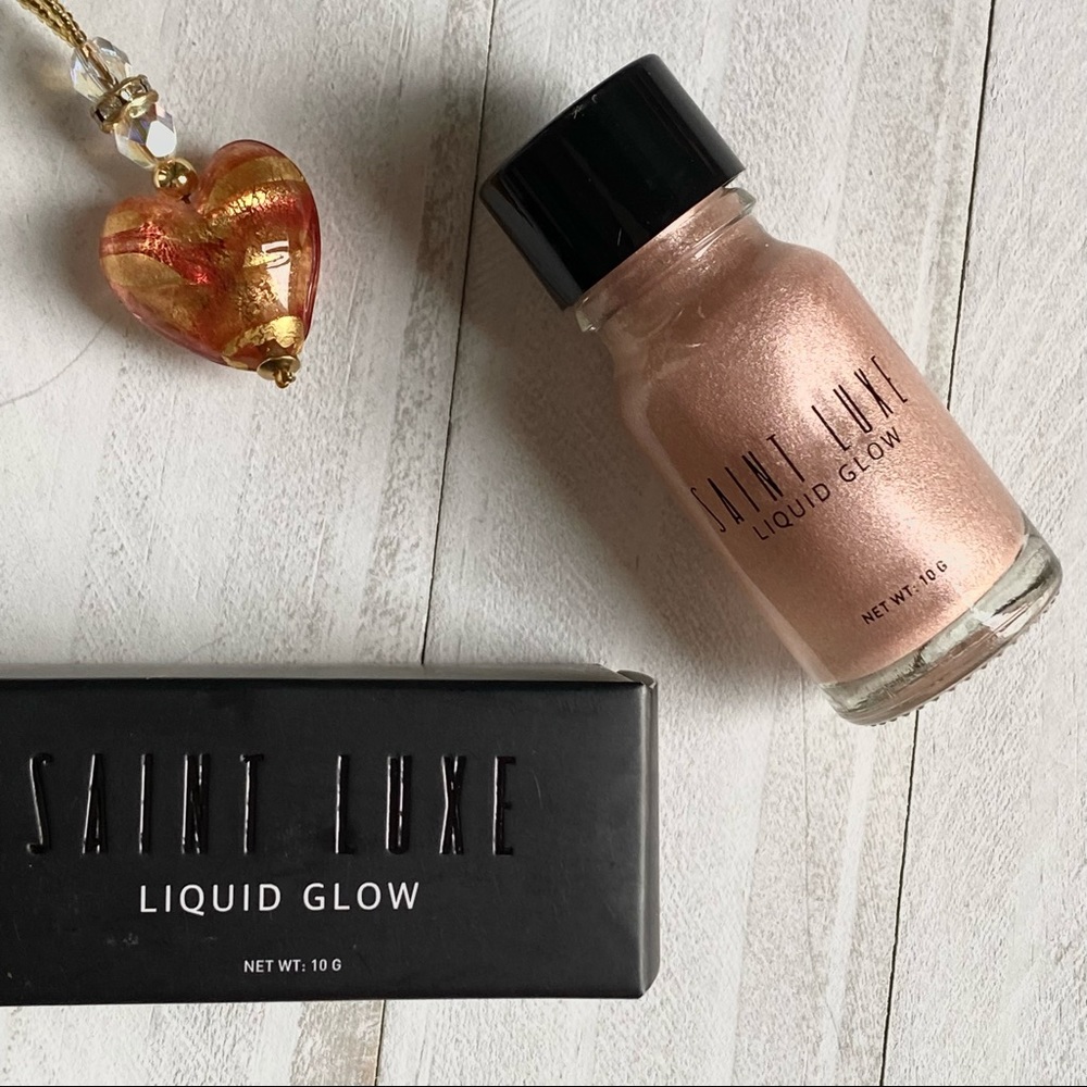 NIB Saint Luxe Liquid Glow in Pink